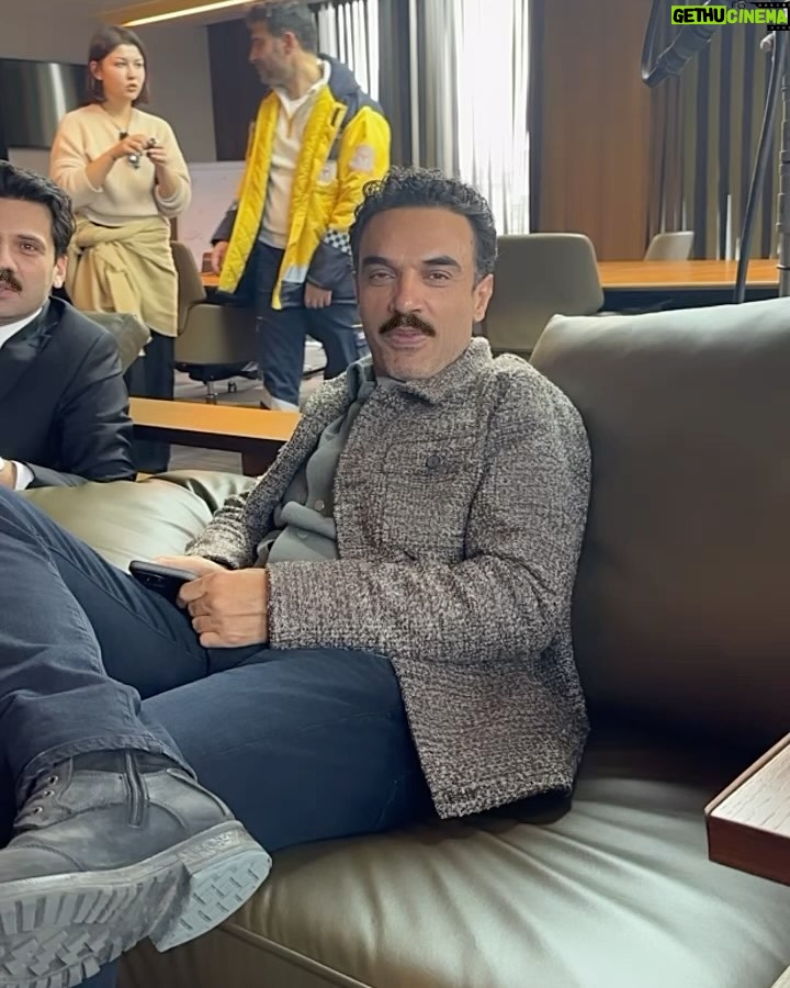 Pınar Deniz Instagram - #manasızanlarsilsilesi volbilmemkaç🫠