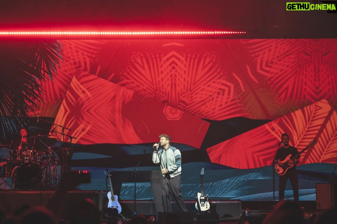 Pablo Alborán Instagram - Gracias ATLANTA!!! otro #SOLDOUT!!!! MENUDA ENERGÍA TAN BUENAAAA MAMMA MÍAAA GRACIAS!!!! Nos vemos en el último show de la gira en PUERTO RICO!!!!! Atlanta,Georgia