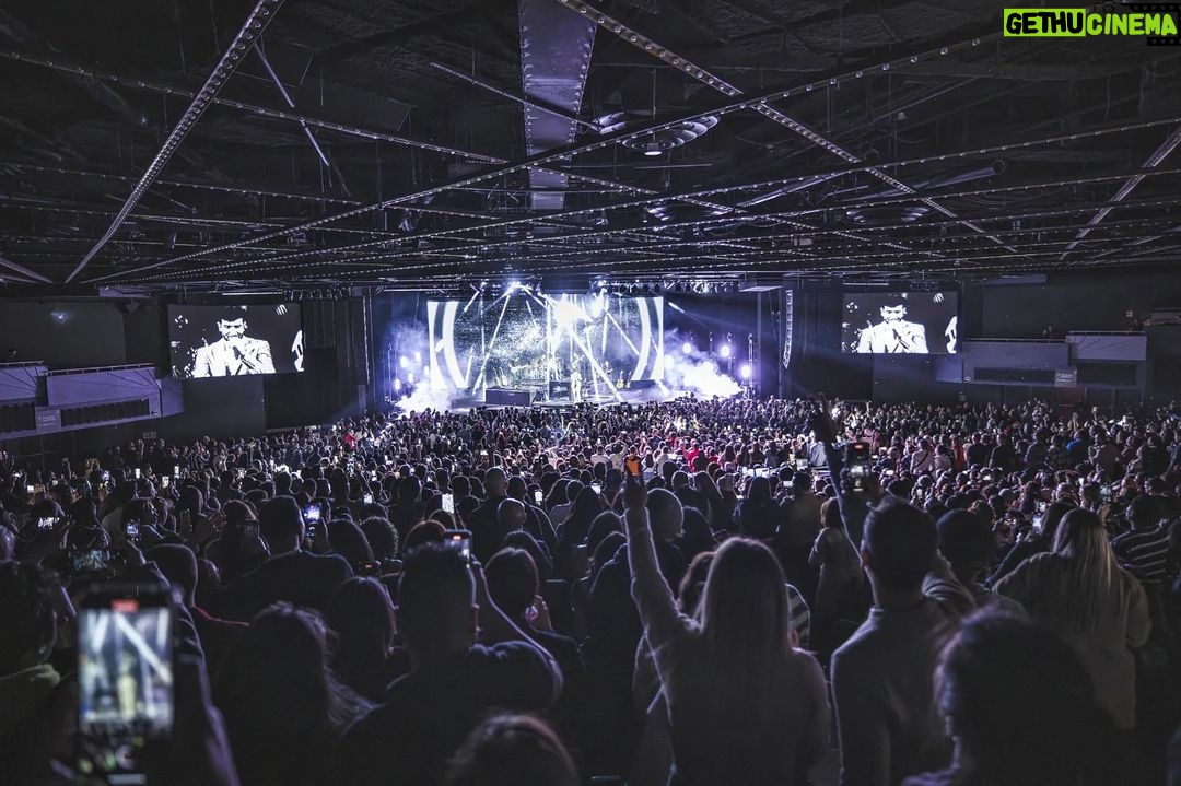 Pablo Alborán Instagram - GRACIAS NEW YORK!!!! No voy a olvidar este día jamás!!! próxima parada: WASHINGTON, ATLANTA y PUERTO RICO!!!! Theater at Madison Square Garden