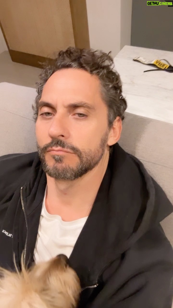Paco León Instagram - Hacía mucho que no nos veíamos @ucancallme_elliot