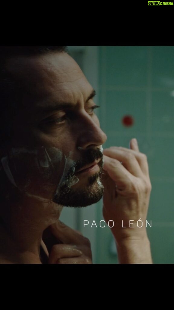 Paco León Instagram - Felices con el premio a la mejor película iberoamericana en la @seminci_oficial EL PRÓXIMO JUEVES ESTRENO EN CINES de “NO MIRES A LOS OJOS”