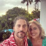 Paco León Instagram - Aquí con la jefa ❤️