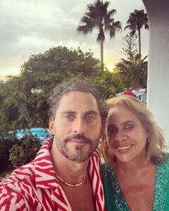 Paco León Instagram - Aquí con la jefa ❤️