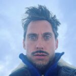 Paco León Instagram - Terminando la 2a semana de rodaje en la nieve. 🥶❄️⛄️ Portalet D'aneu, Laruns, Francia