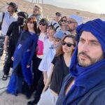 Paco León Instagram - Cómo si no hubiera un mañana. Si yo tuviera una enfermedad mala que me dieran un tiempo de vida (qué gracias a Dios no lo tengo) Me iría con mis amigos del alma, (algune falta) a Marrakech a pasar un fin de semana y adi estrenamos el Riad de mi amigo @christianschallert . Pues eso hemos hecho. Cómo si no hubiera un mañana. #vivecomosifuerasamorirmañana