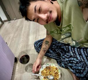 Padung Songsang Instagram - ยิ้มที่คุณคิดผมว่าผมมีความสุข  ไม่ หรอกครับ บางทีในรอยยิ้มนั้นผมอาจจะทุขอยู่ก็ได้  ตี3 สง่างาม โบร๋วววววว #ตลกรูปหล่อพ่อรวยรถเก๋งติดแก๊สแจ๊สสปุ๊กนิคปาปิยองกุ๊กกุ๊ก 🤡🤡🤡🤡🤡🤡🤡🤡🤡🤡🤡🤡🤡🤡🤡🤡🤡🤡🤡🤡🤡🤡