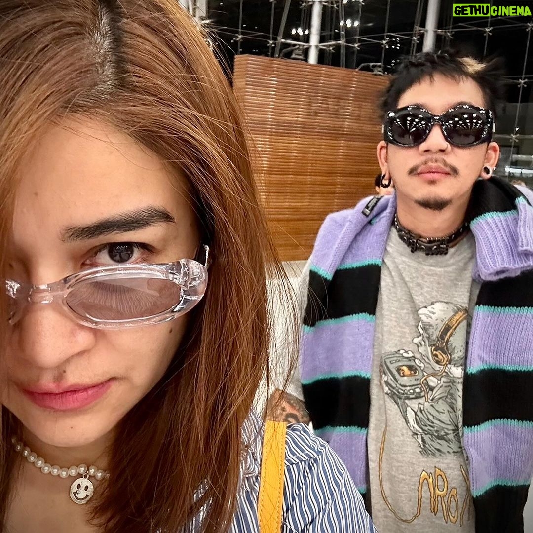 Padung Songsang - 38.3K Likes - เที่ยว #ตลกรูปหล่อพ่อรวยรถเก๋งติดแก๊สแจ๊สสปุ๊กนิคปาปิยองกุ๊กกุ๊ก 🤡🤡🤡🤡🤡🤡🤡🤡🤡🤡🤡🤡🤡🤡🤡🤡