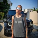 Padung Songsang Instagram - หน้าร้อนนี้มีกันยัง no joke 🤡 " JSPKK TANK TOP NOJOKE " Size : FREE SIZE (54" × 26.5") PRICE : 790 BAHT ( Free shipping ⚡️ ) COLOR : vintage dark grey ชมสินค้า : IG : jspkk_store คลิก : https://instagram.com/jspkk_store?igshid=YmMyMTA2M2Y= สอบถามรายละเอียด และสั่งซื้อสินค้า : Line @jspkkstore คลิก : https://page.line.me/jspkkstore ขอบคุณนะครับ