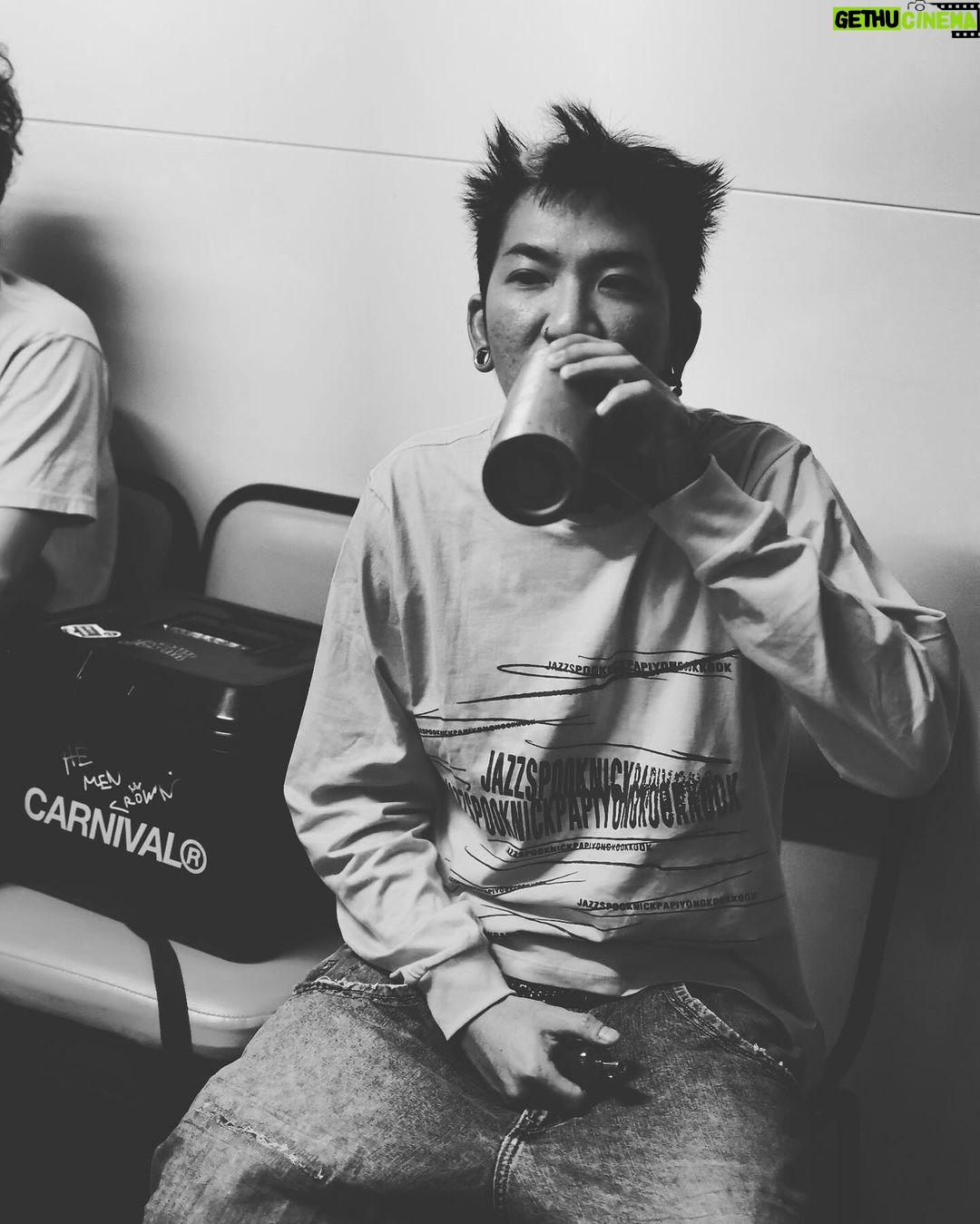 Padung Songsang Instagram - ฝันดีครับ ความสุข ไม่มีใครมาแจก เราก็ หามุมแดกให้มีความสุข โคตรวิ่ง 🤡🤡🤡🤡🤡🤡🤡🤡🤡🤡🤡🤡🤡🤡🤡🤡🤡🤡🤡🤡🤡🤡🤡🤡🤡🤡🤡🤡🤡 #ราชาฝันสลาย 🤡