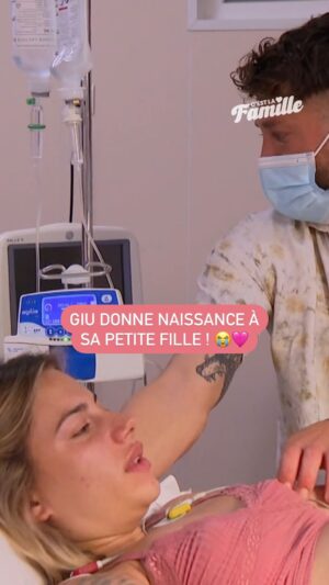 Paga Instagram - "C’est un accomplissement, c’est le fruit de l’amour" 🥰 
@giuseppacrl donne vie à la petite Giorgia sous les yeux émerveillés de @paga_lmsa 👶😍 
 
👪 "C’est la famille", du lundi au vendredi à 20:05 & déjà disponible en avant-première sur @6play avec 6play max #CLF