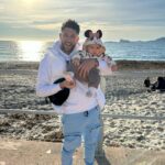 Paga Instagram - Petite promenade, avec mon amour de ma vie, 🫶♥️🫶 Pere et fille. Bon week-end à tous on vous aime!! 🫶 Saint-Cyr-sur-Mer