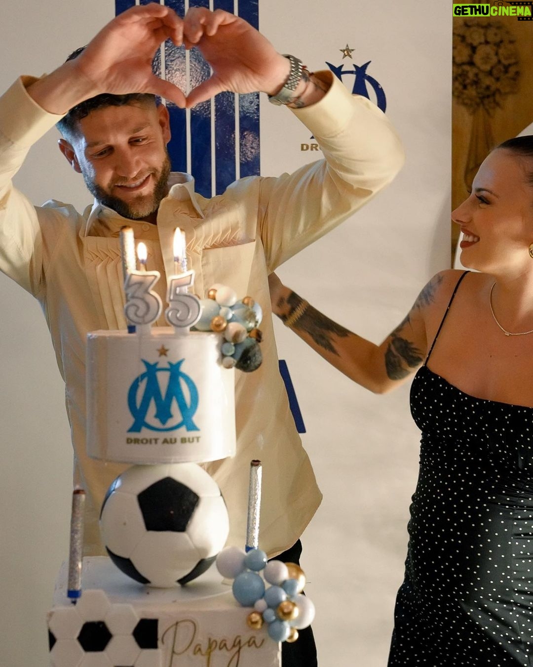 Paga - 167K Likes - Un grand merci pour tous vos messages 35 ans, je vais être papa là plus belle chose au monde merci infiniment à la femme la plus parfaite de l univers @giuseppacrl ♥️🫄 une femme exemplaire..