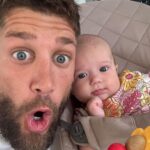 Paga Instagram - Mdr 😂😂😂😂 PRIS EN FLAG du coup ça donne ça comme tous les matins 😂😂😂♥️♥️♥️♥️ LOVE YOU GIORGIA entre papa et fille ♥️🫶♥️🫶 Marseille, France