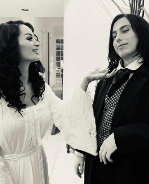 Saraya-Jade Bevis Instagram - Happy birthday to the love of my life and the man who never fails to make me laugh as soon as I wake up in the morning till when we go to sleep. 5 years of love and and fun with you and here’s to many more. Happy birthday  @ronnieradke i love you ❤️
