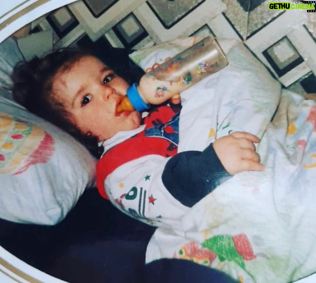 Paige Instagram - I’m 31! Had such a wonderful few days already. @ronnieradke got me 2 ducks for my birthday which I cried my eyes out I was so happy. So lucky to have my bf, I’m absolutely spoiled by him constantly. I love you, can’t wait to be home in a few hours so I can love on you and thank you to all my best buds of the @aew girls lockeroom. You guys singing happy birthday to me TWICE. Spoiling me with cakes, gifts and decor and eating PIZZA DIPPED IN MAYO. Ima lucky girl ❤️