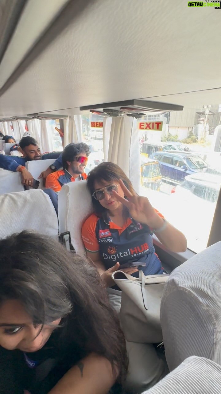 Pakhi Hegde Instagram - All set ! Ready to rock! All the best @bhojpuridabanggsccl Playing against chennai rhinos! Plz watch on Sony ten @2.30 pm today
