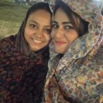 Pakhi Hegde Instagram - Dilli ki sardiyo me, UP ki goriyan n also some Cricket 🏏 Some happy moments with @surabhitiwariofficial_ Also some bonding over cricket @char#purelove #beautiful #moments Prepping up🏏 #bhojpuridabanggs #ccl #ccl2024