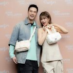Pakorn Chatborirak Instagram – Carlyn in Bangkok!!! 🛄 @carlynbag_th 

Siam Discovery x Carlyn 
ฉลองครบรอบ 1 ปี Carlyn Thailand with Siam Discovery 
💌Carlyn 1st Anniversary พร้อมเปิดตัวกระเป๋ารุ่นใหม่ 3 รุ่น Soft Teeny Bag Charm
💌พิเศษ รับคูปองส่วนลด 500 บาท สำหรับใช้เป็นสวนลด  รุ่น Anniversary รุ่น Luke , Lane , Soft Teeny (ยอดซื้อขั้นต่ำ 4,000.-) หรือมีรุ่น Anniversary อยู่ในบิล

เงื่อนไข ร่วมสนุกเล่นกิจกรรม Carlyn IG Filter, รับคูปองส่วนลดที่ Siam Discovery ชั้น G ,

#Carlyn1stAnniversary #carlyn#carlynthailand#discoveryselection#siamdiscovery
#mycarlyn #onesiamsuperapp Siam Discovery | สยามดิสคัฟเวอรี่