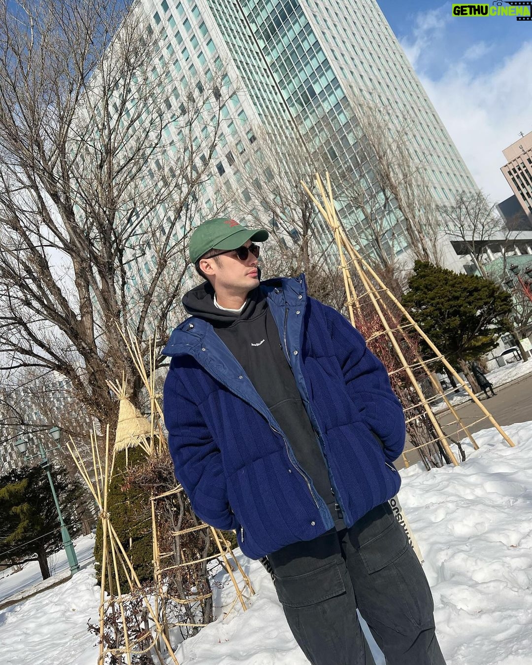 Pakorn Chatborirak Instagram - ลองๆแกล้งกดไลค์ให้คนทำเท่หน่อยครับ 🥹 Sapporo, Hakaido, Japan