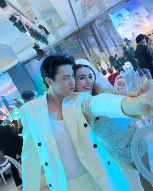 Pakorn Chatborirak Instagram - ดีใจด้วย คุณดิน-คุณน้ำ 🤍

ดีใจด้วยมากๆนะน้องรัก @mark_prin @kimmy_kimberley

#markkimthewedding