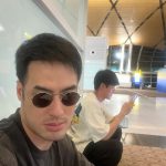 Pakorn Chatborirak Instagram - พาหมาไปเที่ยว ทำเรื่องขึ้นเครื่องยุ่งยากมาก มันไม่ยอมนอนใต้เครื่อง