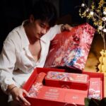 Pakorn Thanasrivanitchai Instagram - #VentureBeyond with @penfolds this festive season! 🍷 Penfolds' Limited-Edition thematic gift boxes are now available nationwide and Penfolds' latest pop-up at The Emporium from 30 Nov 2023 - 3 Jan 2024. #PenfoldsTH Bangkok, Thailand