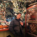 Pakorn Thanasrivanitchai Instagram - Sending love from New York 🍷🥳🎄 MERRY X’MAS guys 🙂 Let your heart be light ! From now on, our troubles will be out of sight. 💚 Rockefeller Center Christmas Tree