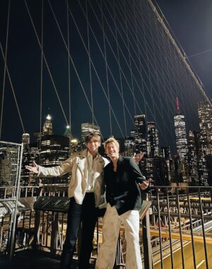 Pakorn Thanasrivanitchai Instagram - Yo! This broski is rocking da big Apple 🍎🗽
@mewsuppasit 
.
#newyorkcity