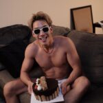 Pakorn Thanasrivanitchai Instagram - Happy dirty 30th 🎂❤️‍🔥 Balancing the maturity and the liberal side of mind 🖤🤪 Thank you for all the wishes guys, Y'all are a force to be reckoned with! 🔥 . . #birthday #newyorkcity Cr. @mewsuppasit New York, New York