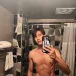 Pakorn Thanasrivanitchai Instagram - Already had too much walking🥴 been climbing up and down to subway as my exercise lol . #nyc #newyork Henn na Hotel New York