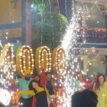 Palak Sindhwani Instagram - Nachde ne saare 4000 episodes ki khushi me!!❤️ Don’t forget to tune in on @sonysab SAB TV at 8:30pm to witness the celebration! ✨ #tmkoc #celebration #bts #behindthescenes #palaksindhwani