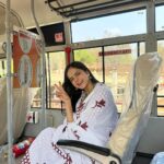 Palak Sindhwani Instagram – 4 days in silence under the loving care of @gurudev @shwetavyas1305 @kamleshbarwal were magical. ❤️

Kuch palo ke liye khudke saath bethoge toh ehsas hoga Zindagi sach mai bahut khoobsurat hai aur hum khamakha hi pareshan hote rehte hai ye jaan kar bhi ki chalni ye apne plan ke mutabiq hi hai aur koi hai jo hum sab ka khyaal rakh raha hai!! ✨

Let’s try to live in the present, Accept people and situations as they are and most importantly know that everything is temporary, So enjoy every moment as it comes, Make the most of your life, Spread happiness, Do seva, Be kind to yourself and others, That’s the Art of Living. 🧘‍♀️

#artofliving #aol #advancecourse #silence #signatureprogram #peace #divinity #nature #fyp #palaksindhwani