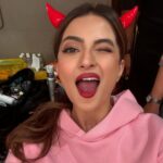 Palak Tiwari Instagram - A demon and my biggest sin is I love snacks 🐥
