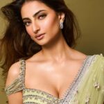 Palak Tiwari Instagram -