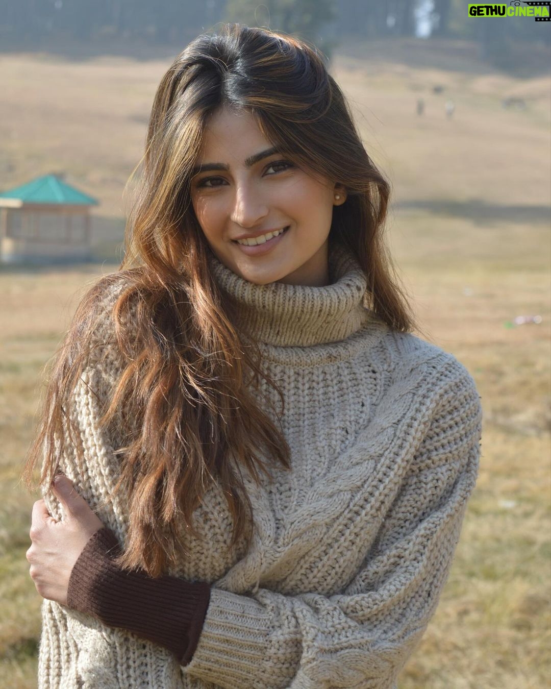 Palak Tiwari - 428.3K Likes - 🗻🌞