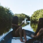 Paloma Bernardi Instagram - Dia de luz, festa de sol E o barquinho a deslizar No macio azul do mar… . . . . . . . . OBRIGADA BAHIA - BAIXIO Foto: @thiagorsampaio 🛶☀️✨ @reveillondosquereres @dreamculture.ag @baixioturismo @primahub #Bahia #Baixio Praia De Baixio - Bahia
