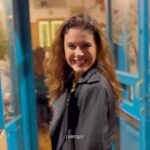 Paloma Bernardi Instagram - CONHECENDO A ESPANHA PELO PALADAR │ A atriz Paloma Bernardi (@palomabernardi) que está em Madrid, na Espanha, nos mostra todos os detalhes e curiosidades de um “tour de tapas”. O nome é curioso, mas é como são chamados os aperitivos no país. Vem com a gente nessa tour pelas tabernas espanholas. ✨🇪🇸 @comunicalumar @carolinepetelinfotografia @umcasaldeamigosmeu #PalomaBernardi #tapasespanholas #Madrid