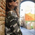 Paloma Bernardi Instagram - “ O amor em voz alta não é um pedido nem uma prisão! Amor em voz alta é uma oferta! “ - @amariadapoesia Sim! Oferta de pensamentos,sentimentos, momentos,encontros,troca…viagens! Você já “ ofertou “ hoje !? ♡ @mimo_viagens @mayte.scaravelli @umcasaldeamigosmeu #Toledo 🇪🇸 Fotos: @carolinepetelinfotografia Toledo, Spain