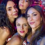 Paloma Bernardi Instagram - . SÓ PORQUE É TUDO NOSSO! ♥️✨❤️‍🔥❤️👄❤️❤️‍🔥✨♥️ Sente aí esse carrossel carnavalesco… @nossocamarote @cseventos #DeixaFalar Rio de Janeiro, Rio de Janeiro