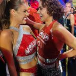 Paloma Bernardi Instagram - . SÓ PORQUE É TUDO NOSSO! ♥️✨❤️‍🔥❤️👄❤️❤️‍🔥✨♥️ Sente aí esse carrossel carnavalesco… @nossocamarote @cseventos #DeixaFalar Rio de Janeiro, Rio de Janeiro