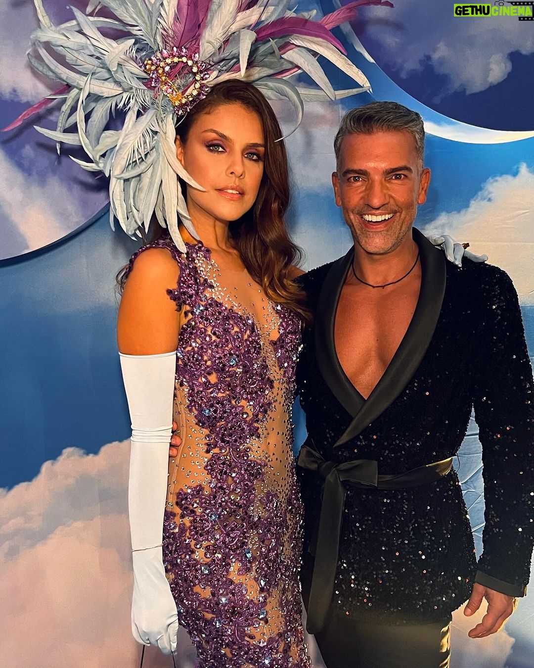 Paloma Bernardi Instagram - BAILE DO COPA 💎💜 Resgatando toda a magia e elegância da Divas da Old Hollywood nos anos 40. Um toque de nostalgia e sofisticação! Puro Glamour Mon Amour! “Extravangarde” . . . #bailedocopa #bailedocopa2024 Beauty: @gjunioralves Sytist: @raphamendonca Look: @rafacarneiro @splash.boutique Fotos: @tatakreischee @belmondcopacabanapalace Rio de Janeiro, Rio de Janeiro