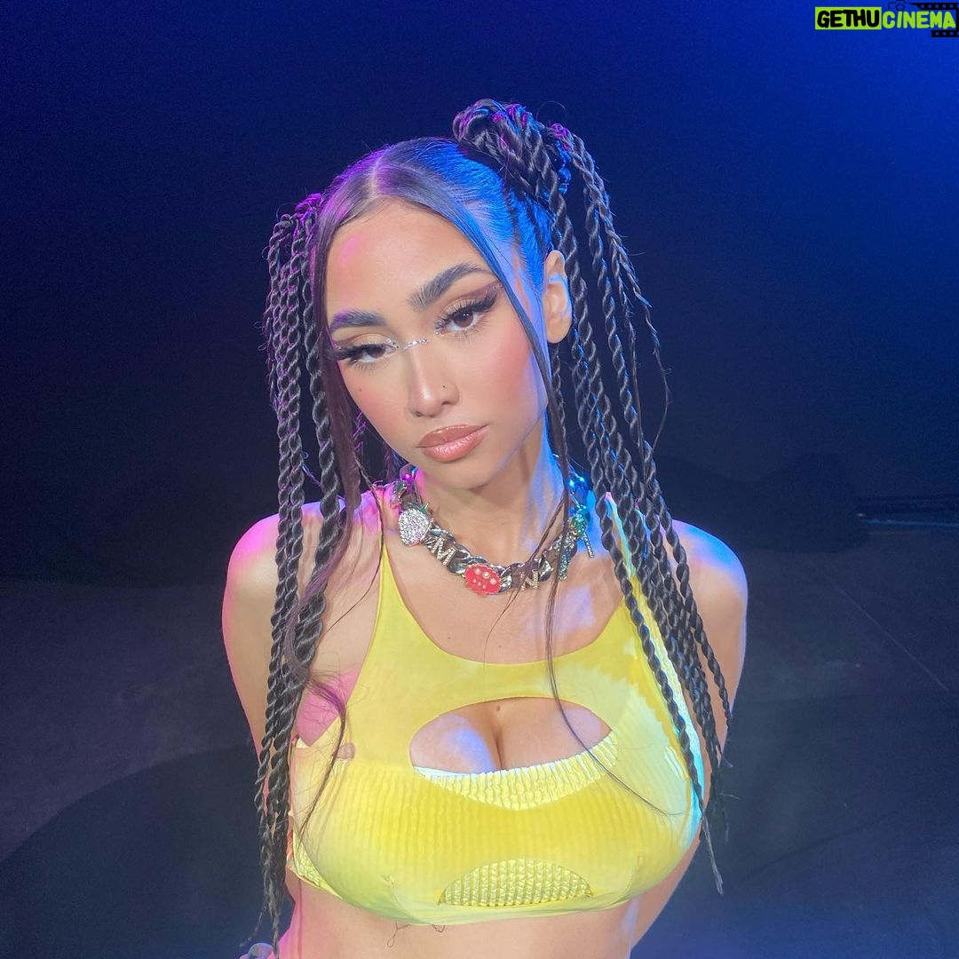 Paloma Mami Instagram - He think my hustle attractive