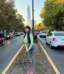 Paloma Mami Instagram - Aquiii tamo cero atao Santiago de Chile