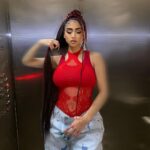 Paloma Mami Instagram – Gracias al universo por tantas bendiciones con solo 21 años, tengo un fan base de sueños 🔐🌟 nominada para un GRAMMYyyy 🥺💡🤍 BENDECIDA Y AGRADECIDA con ustedes y gracias a @latingrammys por reconocerme 🕊🇨🇱🤍❗️