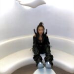 Paloma Mami Instagram - Otro look mas pa inspirar sus stylists 🧊🤍
