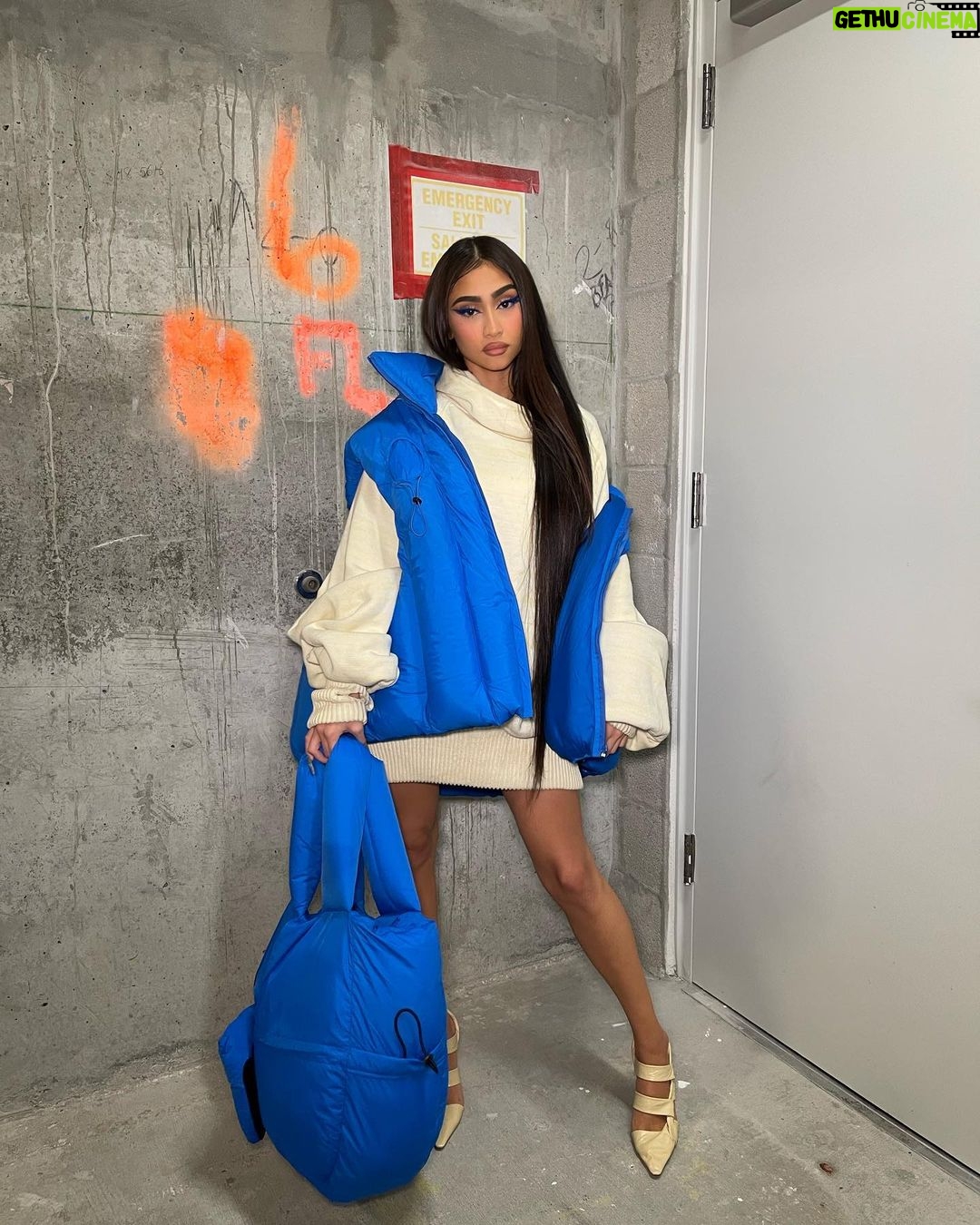 Paloma Mami Instagram - Pocahontas but she can throw them hands