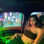 Paloma Mami Instagram - 11 🌟 días para que salga SUEÑOS DE DALÍ , Segunda vez que estamos en Times Square este año YYY es el día internacional de la mujer 🤍🥺🕊 Feeling so blessed and grateful 🌟🌟🌟🌟 🌎🌎🌎 Times Square, New York City