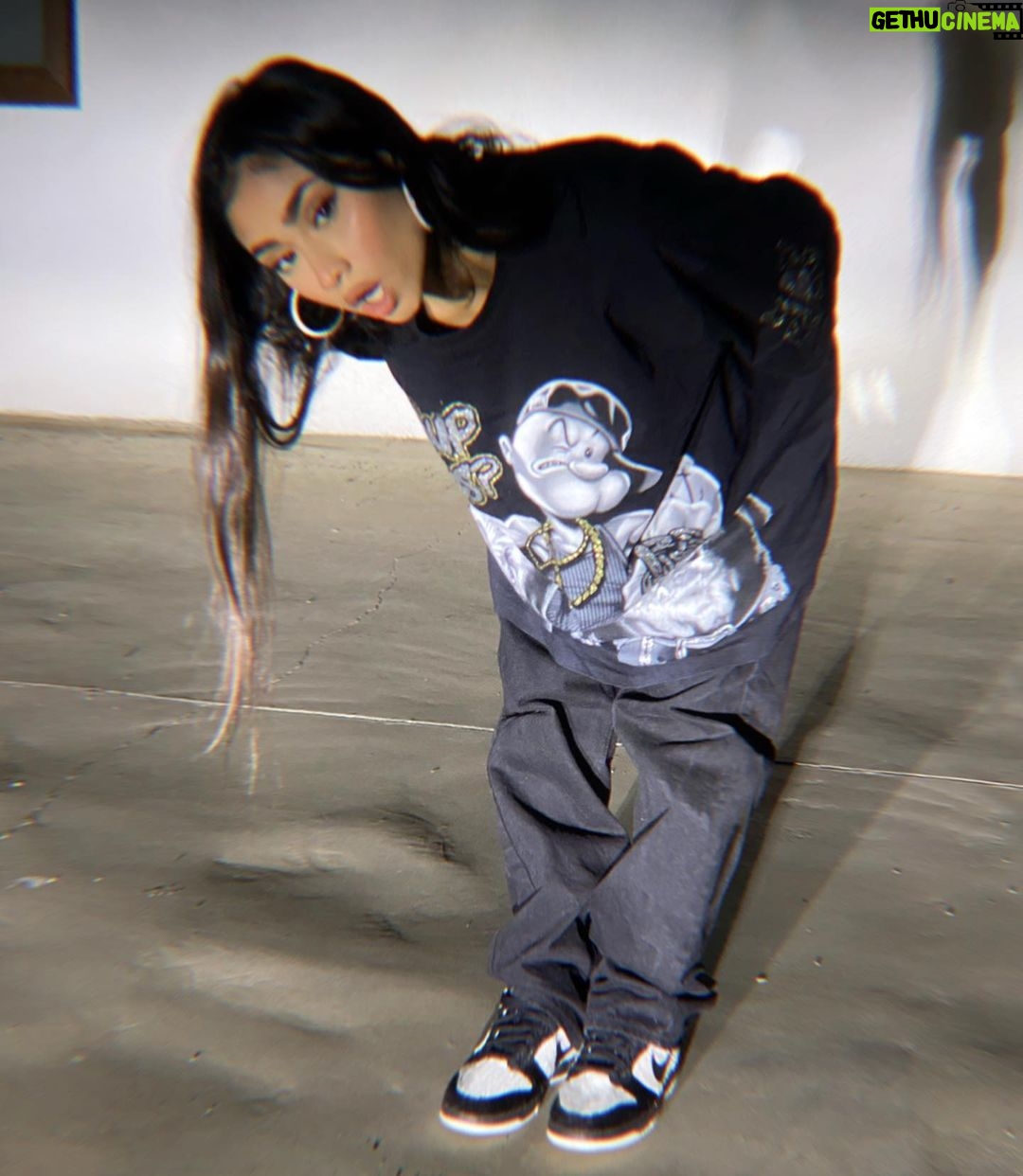 Paloma Mami Instagram - Pueden robarse la receta pero la salsa no sera la misma 🥱