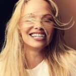 Pamela Anderson Instagram - Happiness is a choice 🤍