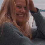 Pamela Anderson Instagram - I’m thrilled to share that, as of today, I have officially joined @sonsieskin as co-founder and new owner!! 🤍 Sonsie is an emerging, beautiful, vegan & cruelty-free skincare company… with an important message that I want to help share with the world. To me, true beauty is about celebrating authenticity… I want to look like myself, feel like myself, and that means taking care of myself — inside and out… I believe our differences are what make us beautiful and interesting to one another… The goal is to realize our own purpose on earth… and it starts with believing in ourselves… to have courage… to be what no one else is, and find strength in that — It goes beyond healthy skin. I am so proud to be a part of this world… and on my terms, finally. We have so much planned and I cannot wait to share more. Just simple, loving skincare for all ✨ #beyondhealthyskin 🧴